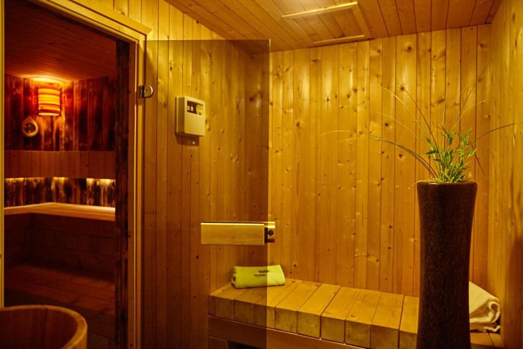 Butik Design Rooms Abadszalok ภายนอก รูปภาพ